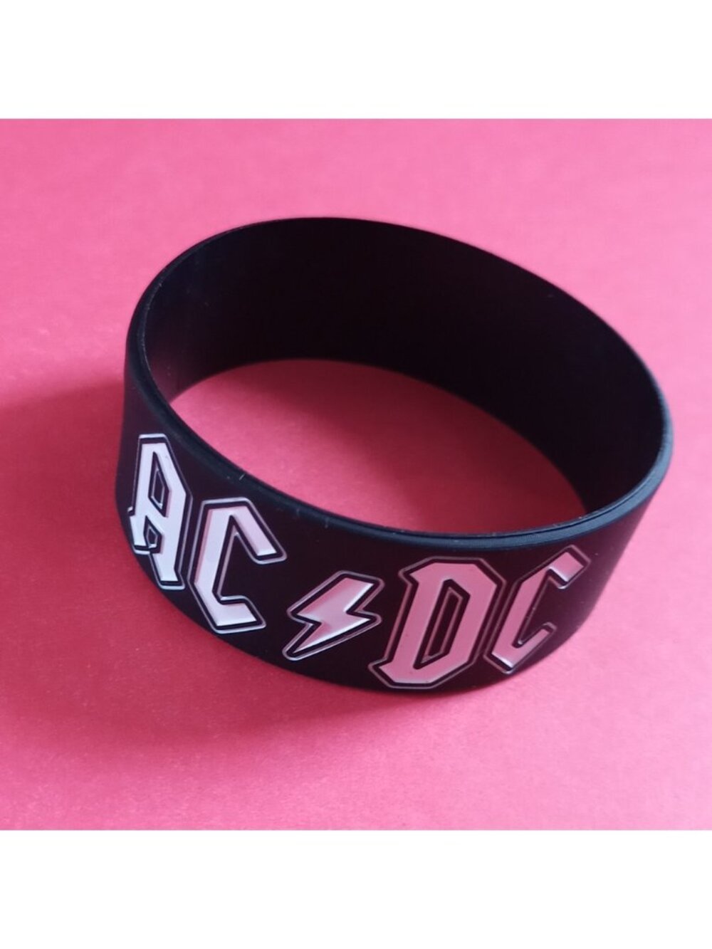 AC/DC BACK IN BLACK Rock Bands Bracelet NWOT